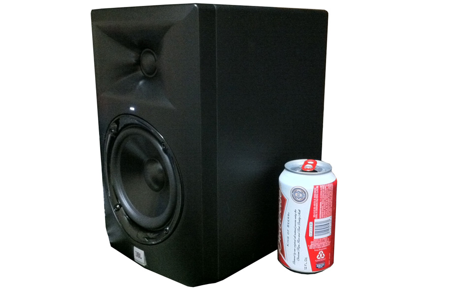 Jbl store lsr305 watts