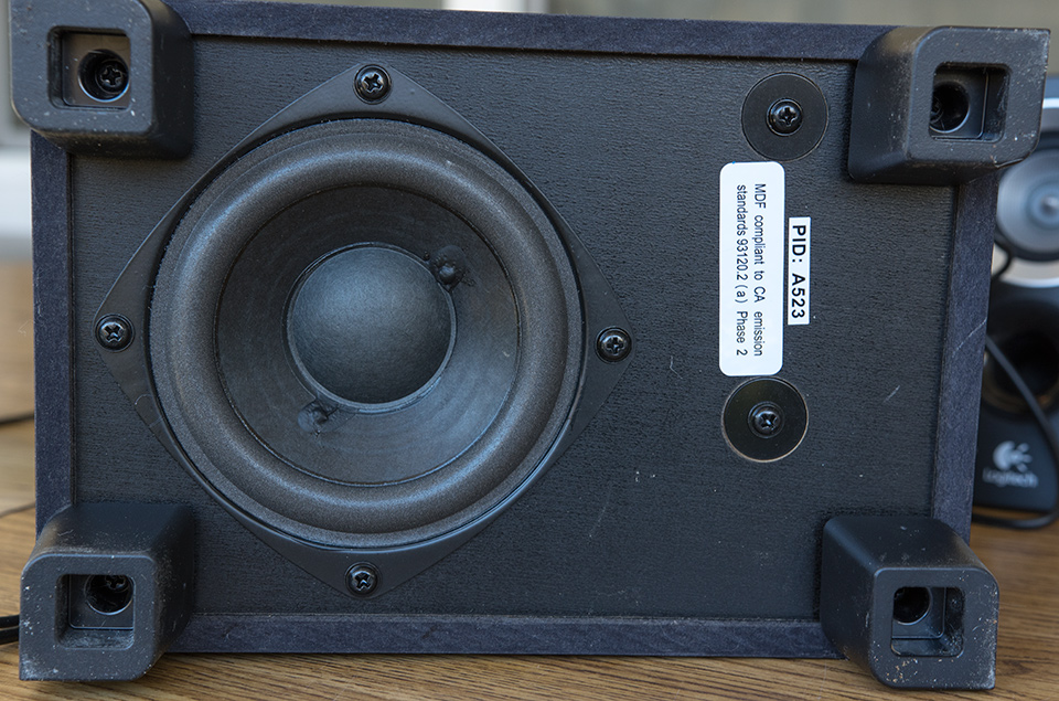 Logitech Z313 Sound Speaker System - Subwoofer