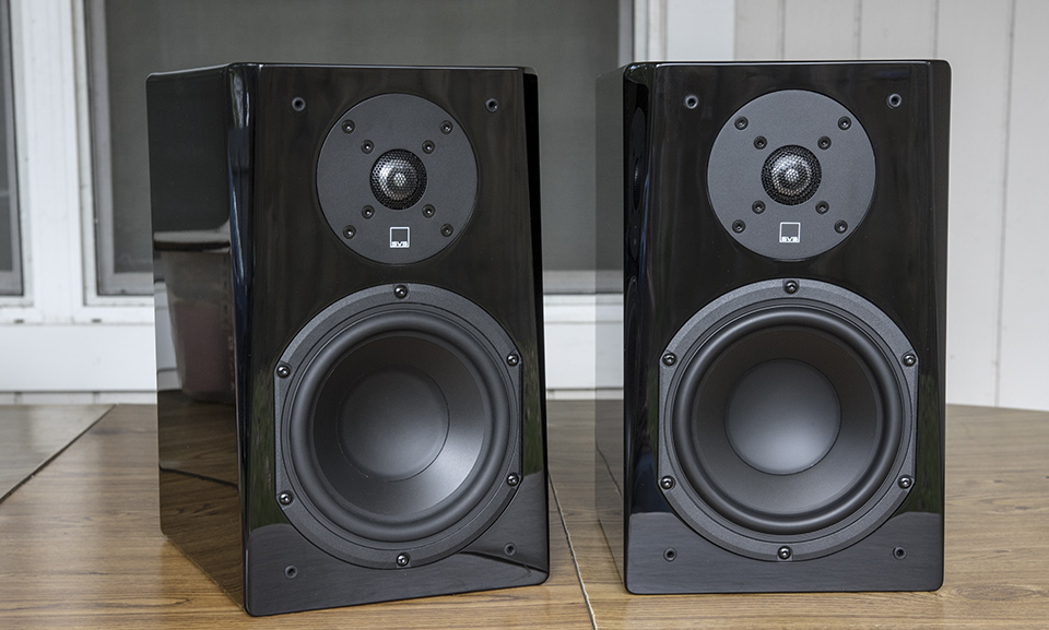 stereo monitors